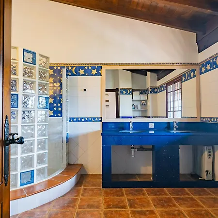 Cubo's Casa Hasan Holiday home