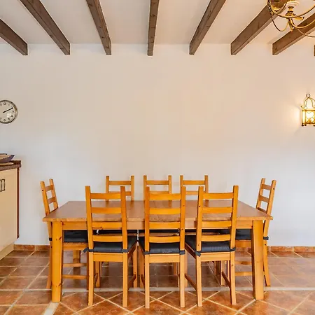 Holiday home Cubo's Casa Hasan
