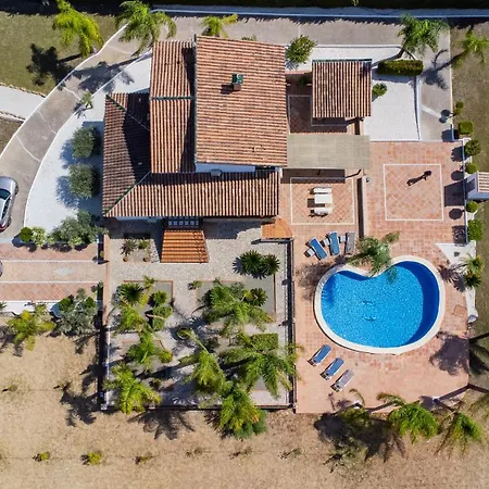 Holiday home Cubo's Casa Hasan